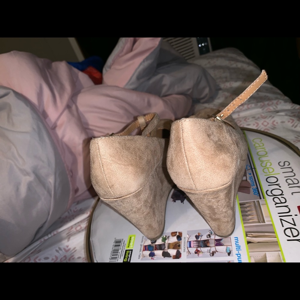 Wedges - Picture 2 of 3